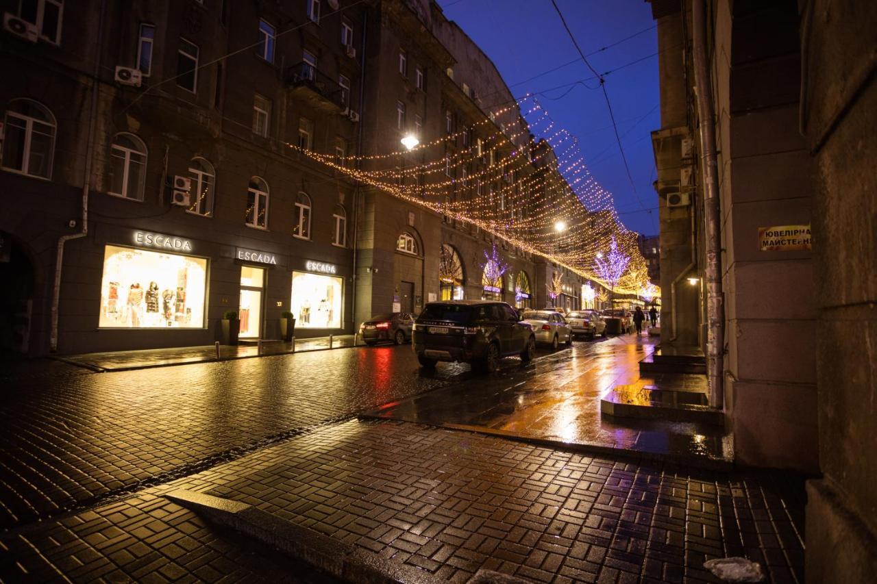 911 Apartments Khreshchatyk Киев Экстерьер фото